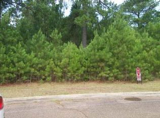 26 Regal Row, Magnolia, AR 71753