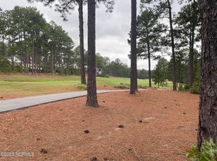 1 Middlebury Rd, Pinehurst, NC 28374
