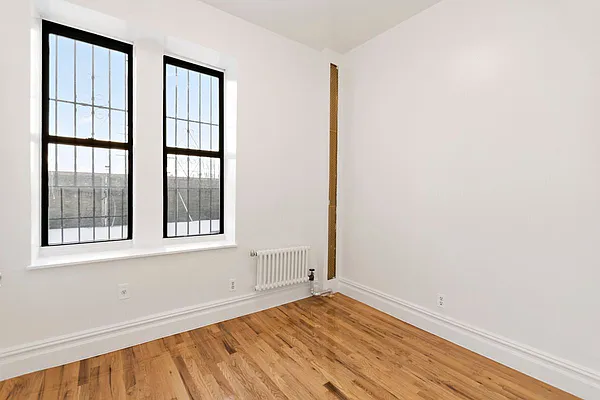 Rented by Compass | media 26