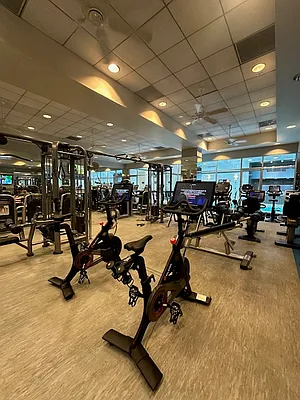 Rented by LV NY REALTY INC | media 6