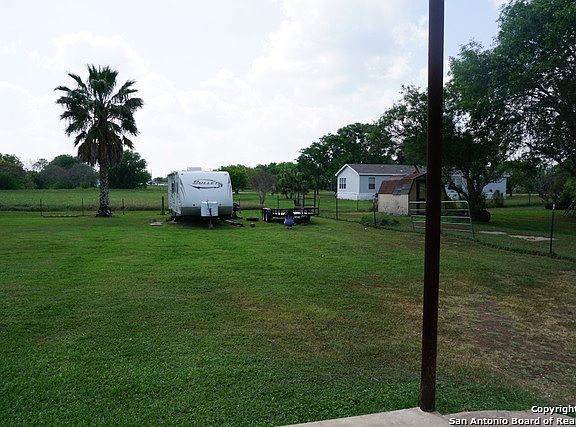 2nd image of 76 Medina Lake Dr