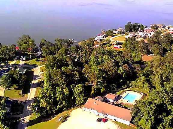 2nd image of 51 Roatan Dr
