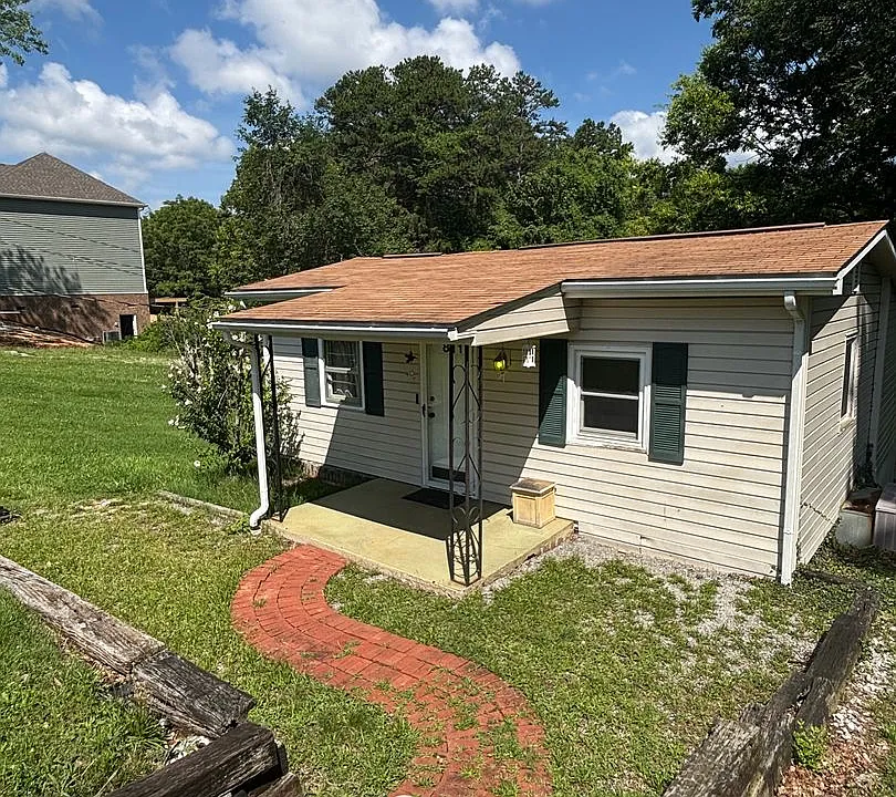 811 Murray Dr