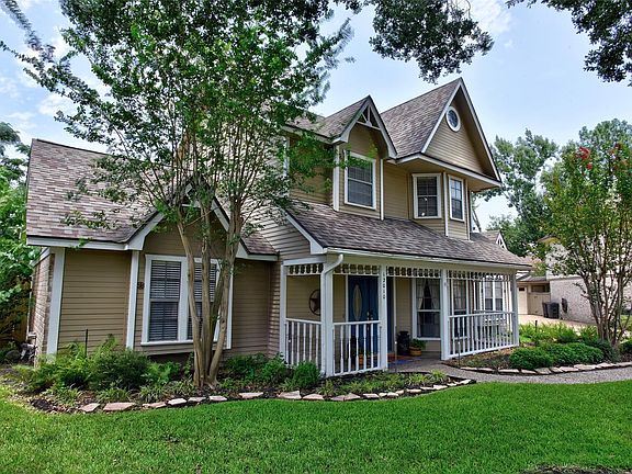 2nd image of 12010 Windlake Ct