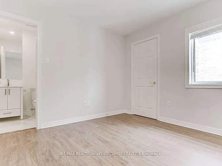 155 Durhamview Cres — Photo 27