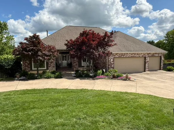 1950 E Norshire Street, Springfield, MO 65804