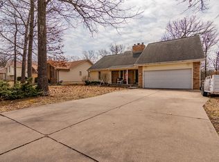1280 W Bradley St, Springfield, MO 65803