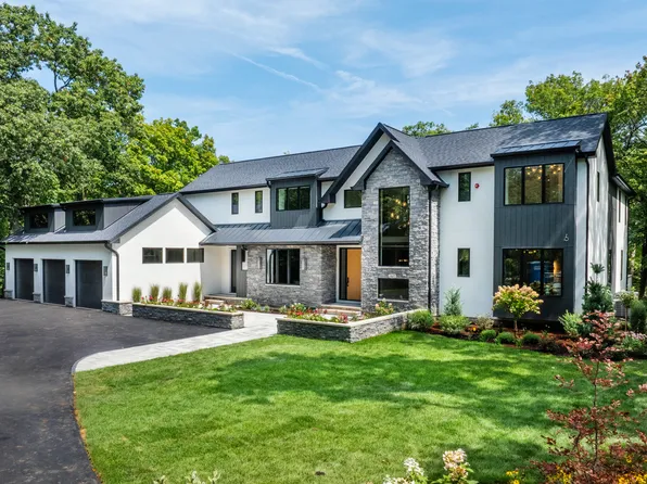 1649 Ravine Ter, Highland Park, IL 60035