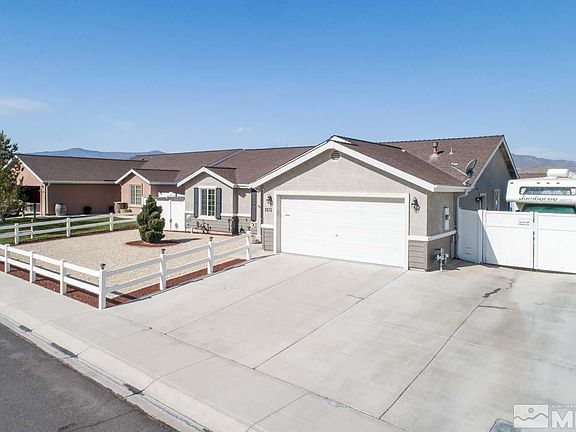3rd image of 1372 White Bluffs Cir
