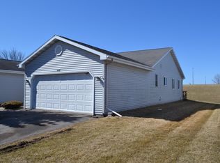 3859 Western Dr, Oshkosh, WI 54901