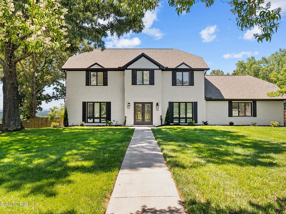 1st image of 10719 Farragut Hills Blvd