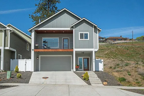 1212 W Cora Ave Photo 1