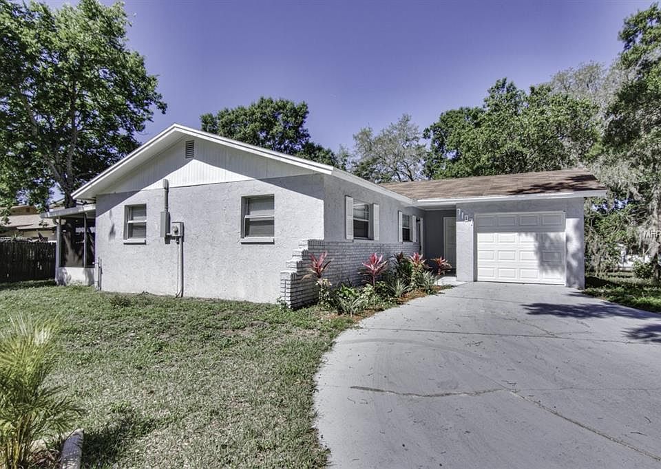 1st image of 7107 Lynwood Dr