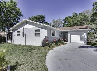 7107 Lynwood Dr, Tampa, FL 33637