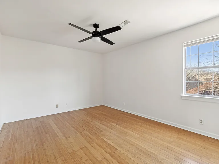 217 Walton Ferry Rd #108 — Photo 27