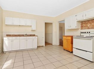 31 Craigie St #1, Somerville, MA 02143