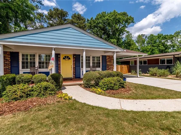 2626 Shetland Dr, Decatur, GA 30033