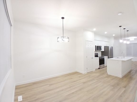 3rd image of 5144 Kinney Pl SW