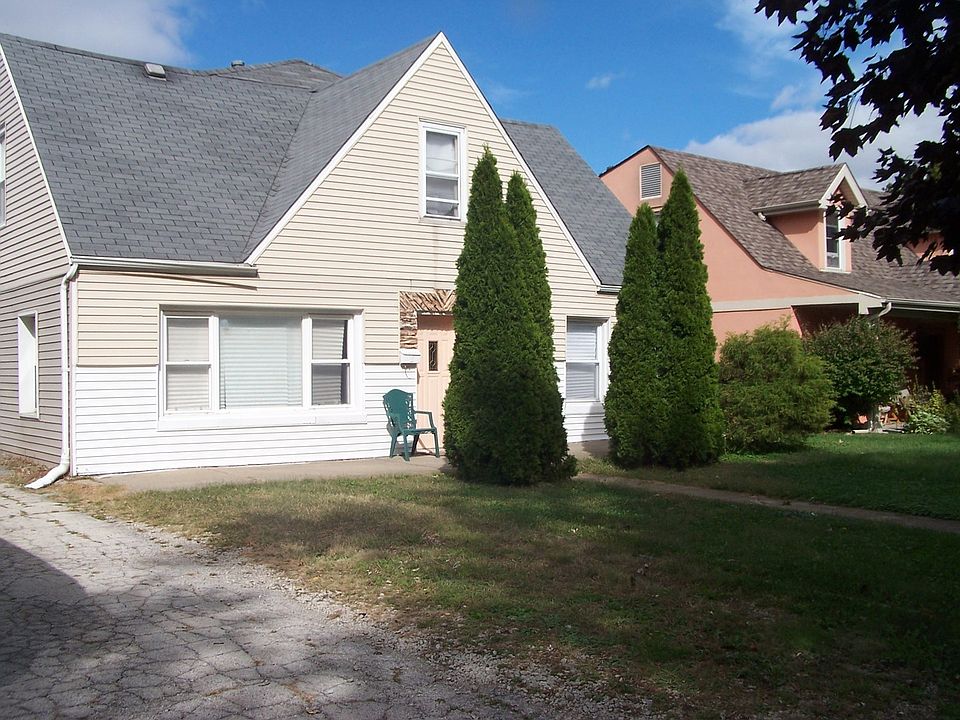 1st image of 4240 W 100th St