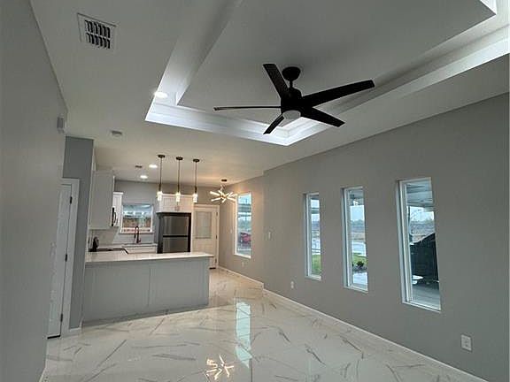 2nd image of 5600 Northwestern Ave #1