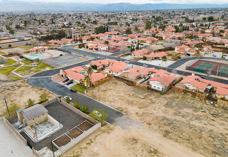 1st image of 0 Fresno St #150