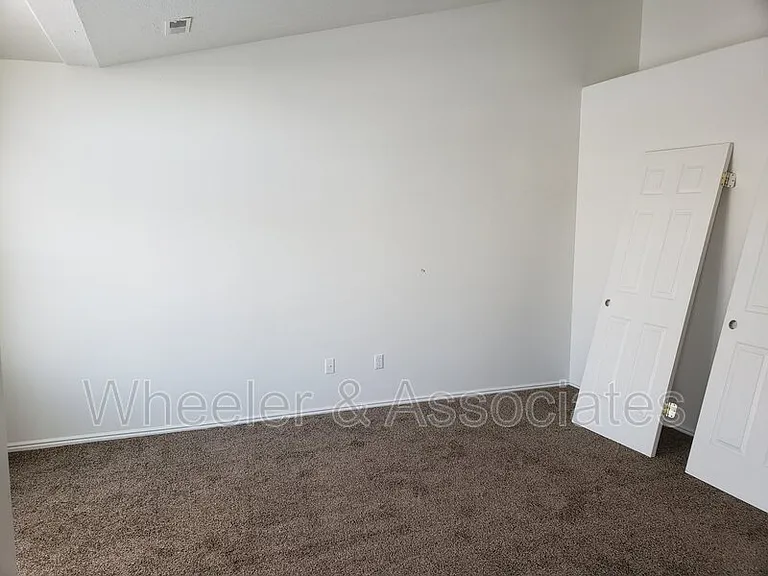 3763 W 4525 S — Photo 5