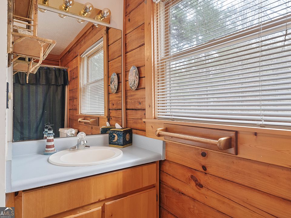 16th image of this home