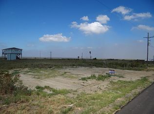 1139 Blacks Slip, Gilchrist, TX 77650