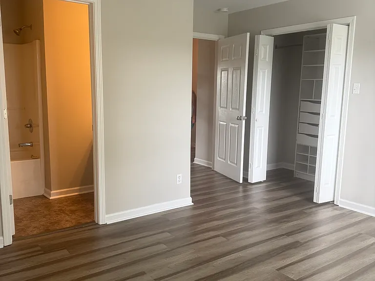 703 Casey Ln — Photo 10