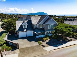 287 10th Ave, Seaside, OR 97138