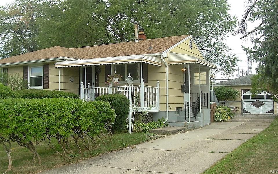 1st image of 30 Crestview Ave