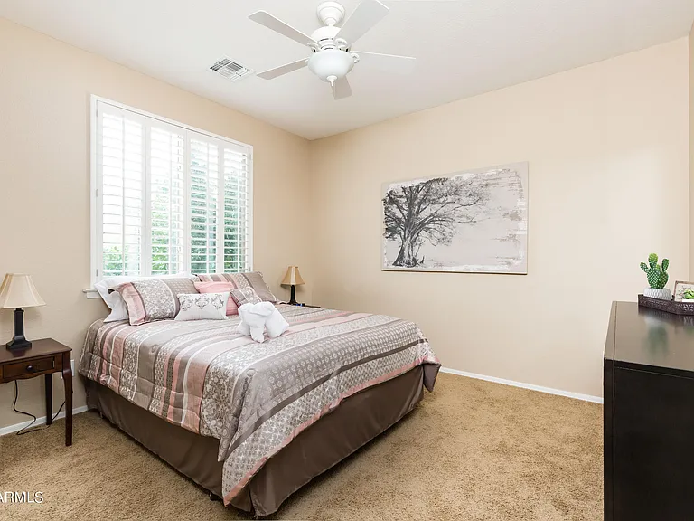 8408 W Midway Ave — Photo 33