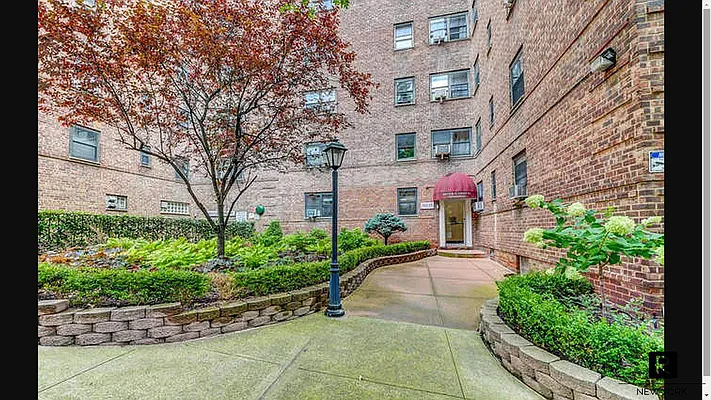 Rented by R New York | media 1