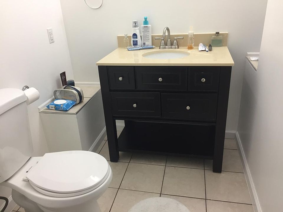 2nd image of 102 Haldane St #1