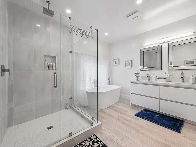 763 El Granada Blvd — Photo 13
