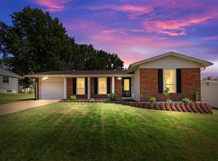 15 White Birch Ct, Fenton, MO
