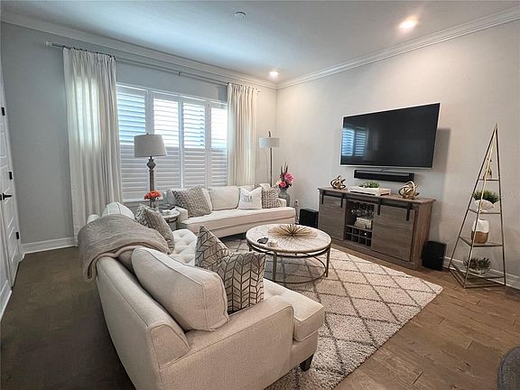 5th image of 3421 W Horatio St Unit 110-1