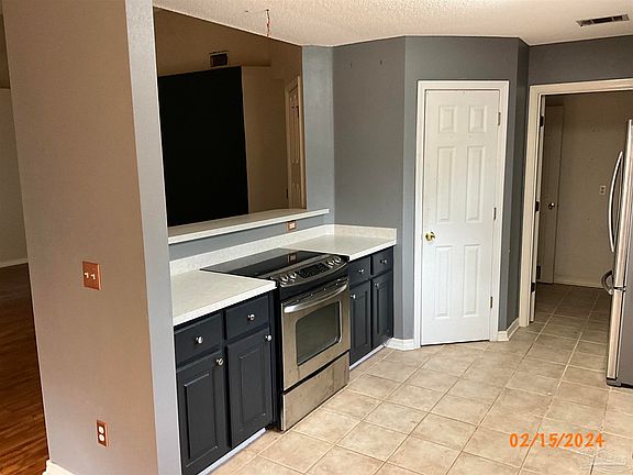 4th image of 1149 Carla Dr