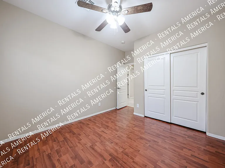 7414 N 88th Ln — Photo 23