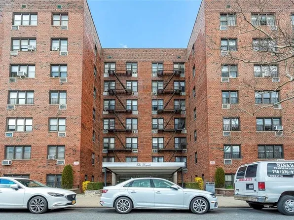 30 Bay 29 St #1C, Brooklyn, NY 11214
