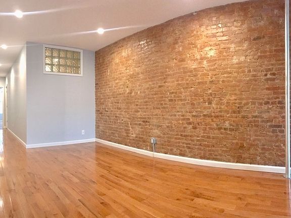 4th image of 506 11th St APT 2R