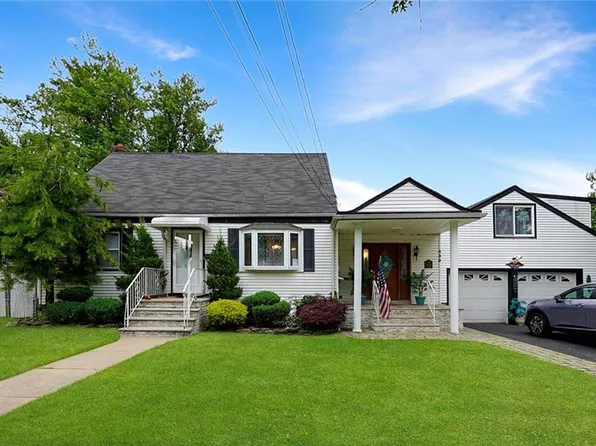 439 Richard Ave, Staten Island, NY 10309