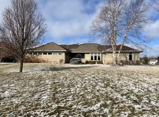W5052 Clearwater Ln, Elkhorn, WI 53121