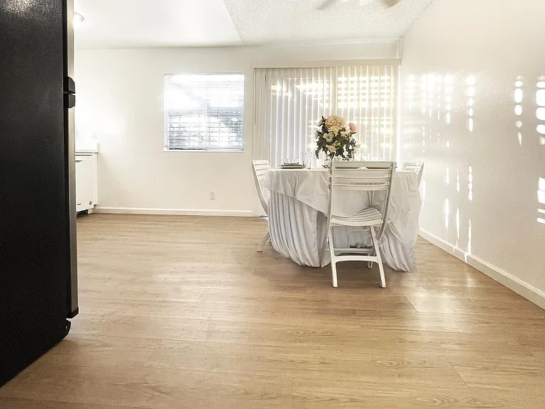 2365 Fallingtree Dr — Photo 15