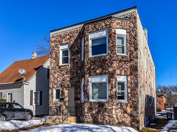 3rd image of 607 Whitney Ave #2