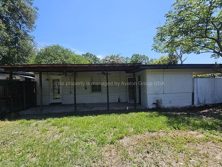 5474 N River Rd — Photo 26