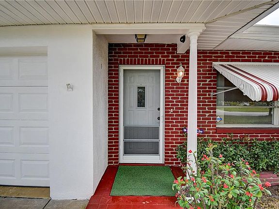 2nd image of 717 Shady Lane Ave