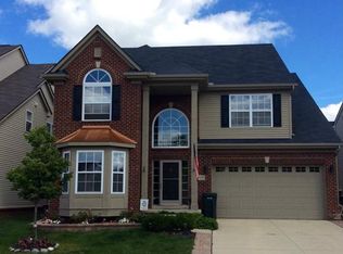 27570 Cromwell Rd, Novi, MI 48374