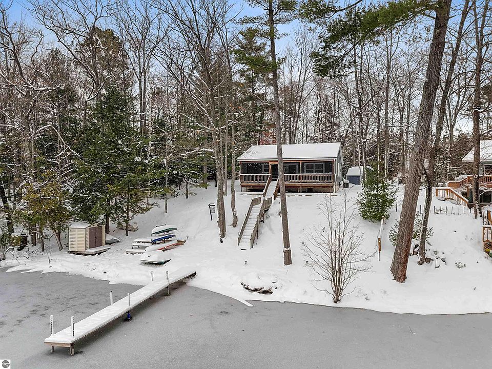 1st image of 4307 Balsam Cir