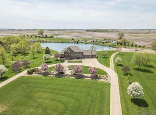 26983 Sundowner Ave, Sioux Falls, SD 57106